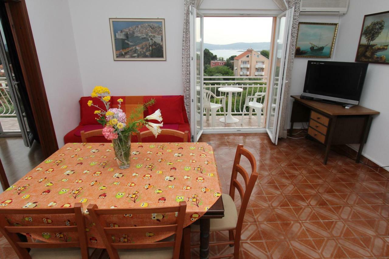 Apartmani Nado Majica Sveti Filip i Jakov Exterior photo